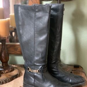 Black Knee-High Leather Boots